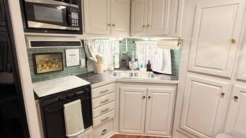 Microwave, oven, stovetop