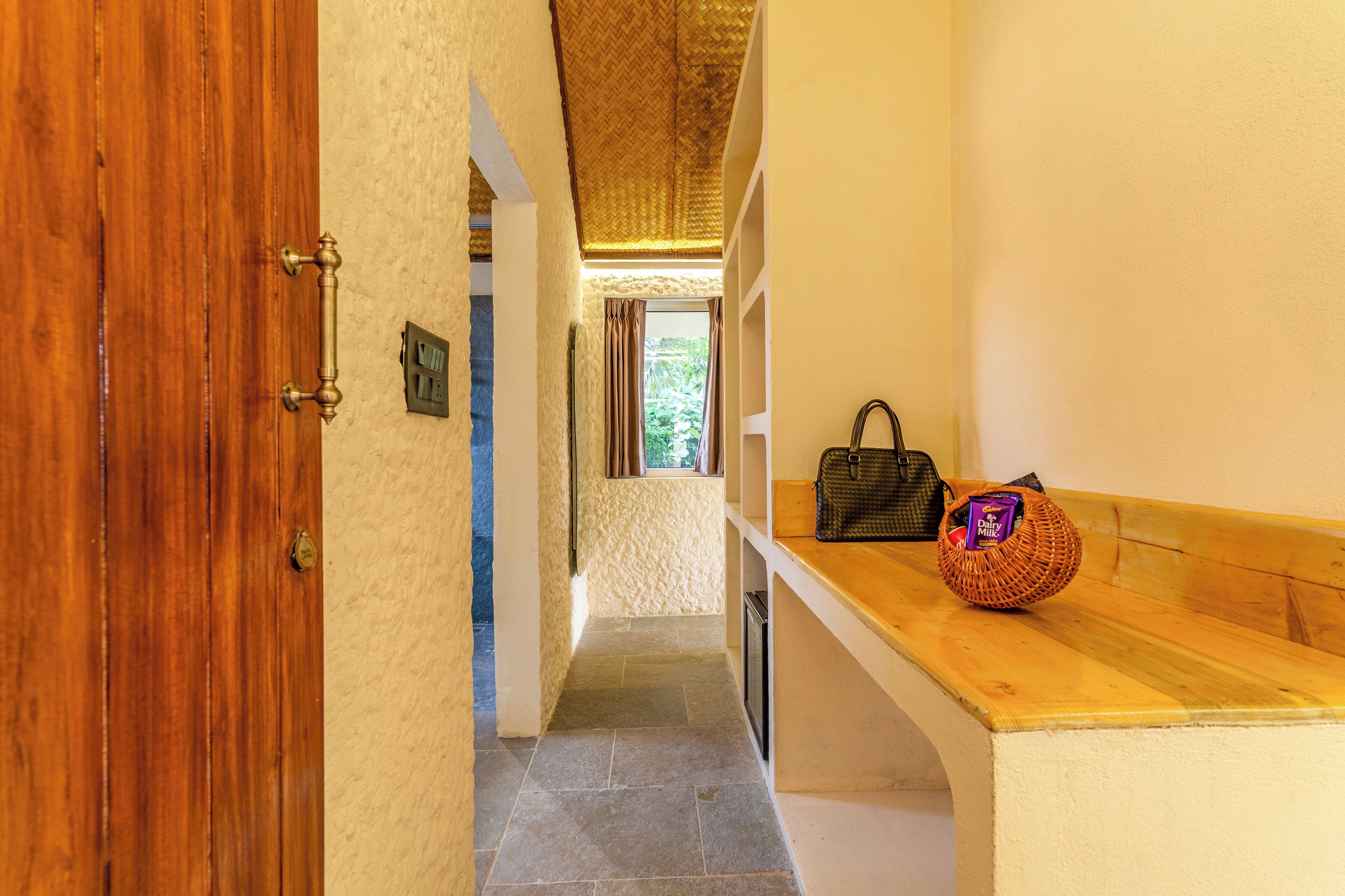 Deluxe-Suite, Poolblick | Bügeleisen/Bügelbrett, kostenloses WLAN