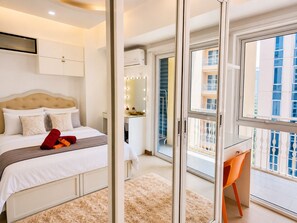 1 bedroom, internet, bed sheets