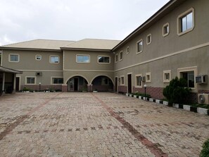Exterior - Bedone Hotel and Suites (Asaba)