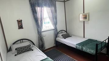 Dobbelt- eller tomannsrom – basic, delvis sjøutsikt