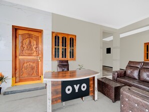 独立别墅 | 前台