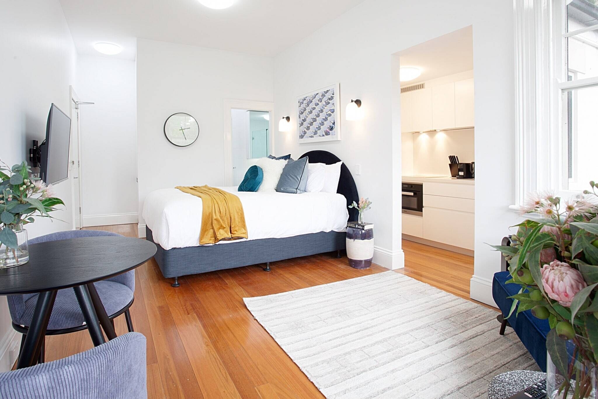 1 bedroom, desk, iron/ironing board, Internet