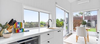 Cute 1-Bed Tiny House with Garden in Nature