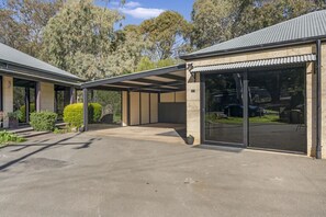 Exterior - McLaren Flat Studio Near Vineyards (McLaren Flat)