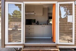 Exterior detail - 6-Persons Holiday Home in Coma-ruga (Coma-ruga, Tarragona)