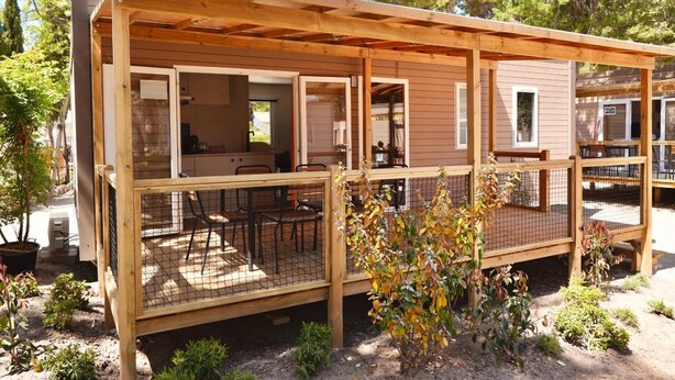 Outdoor dining - 6-Persons Holiday Home in Coma-ruga (Coma-ruga, Tarragona)