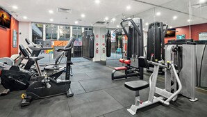 Fitness facility - Stylish Central Studio with Gym (Melbourne)