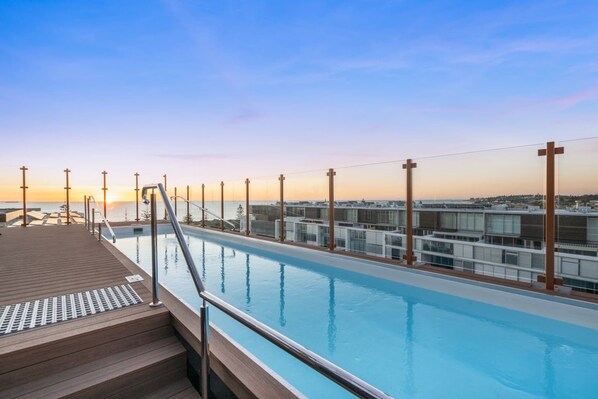 Pool - Coastal Apartment with Rooftop Pool (North Fremantle)
