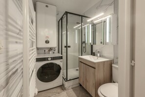 Shower - Modern Ski Apartment for 4 in Morillon (Morillon)