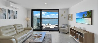 Modern 2-Bedroom Apartment with Pool Access