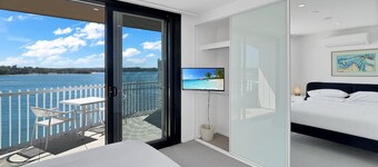 Modern 2-Bedroom Apartment with Pool Access