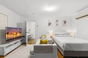 1 bedroom, iron/ironing board, Internet, bed sheets - Ground Floor One-Bed with Courtyard Access (Strathfield)