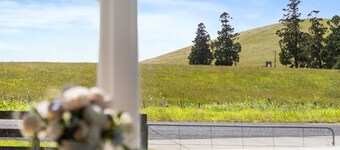 Peaceful 3-Bed Escape with Scenic Deck