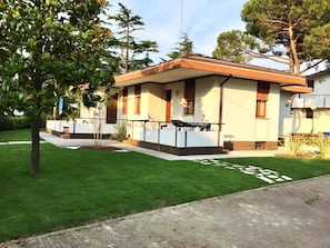 Exterior - Comfy bungalow between Jesolo and Punta Sabbioni (Cavallino)
