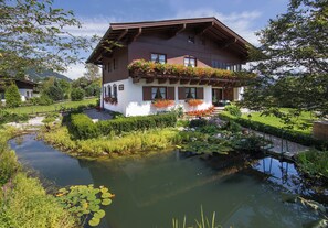 Exterior - Garden apartmentMandl near Zell am See Ground floor Swimming pond Garden Sauna Dogs allowed (Mitterhofen)