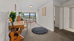 Unclassified image, 5 of 26, button - Central Apartment With Underground Parking (Canberra)