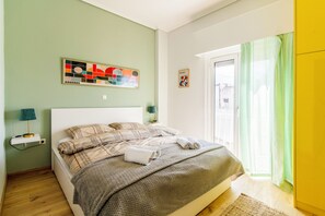 1 bedroom, iron/ironing board, free WiFi, bed sheets - Cozy 1-bedroom apartment with a big terrace near center of Athens with AC (Athina)