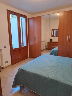 Wi-Fi gratuit, draps fournis