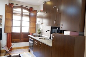 Fridge, microwave, oven, stovetop - Penthouse in the historic center with large private terrace (Málaga)