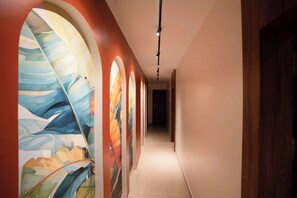 مكتب وواي فاي مجانًا