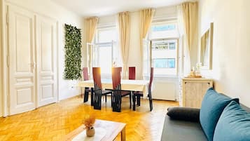 Apartemen Basic | Ruang keluarga