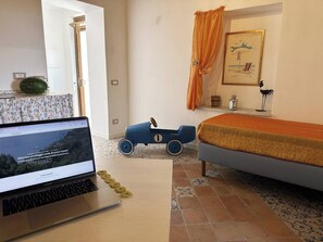 Interior - Grandpa Michele's House, Minori - Amalfi Coast- A Paradise in the countryside (Campania)
