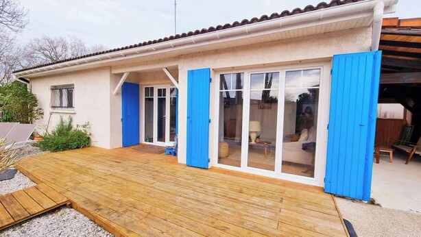 Unclassified image, 1 of 12, button - Charming Arès Villa: Beach, BBQ, & Fireplace! (Arès)