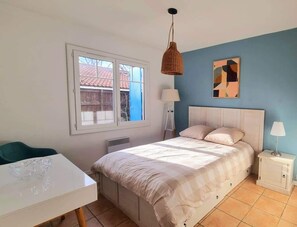 2 makuuhuonetta, silitysrauta/-lauta, Wi-Fi