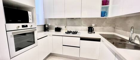 Apartment, 2 Bedrooms, Accessible | Interior