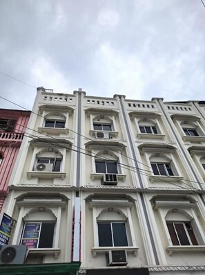 Exterior - Shree krishna hotel  (Udaipur)