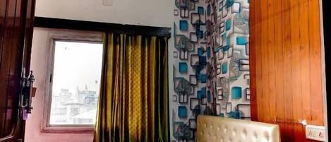 Bàn, truy cập Internet không dây miễn phí