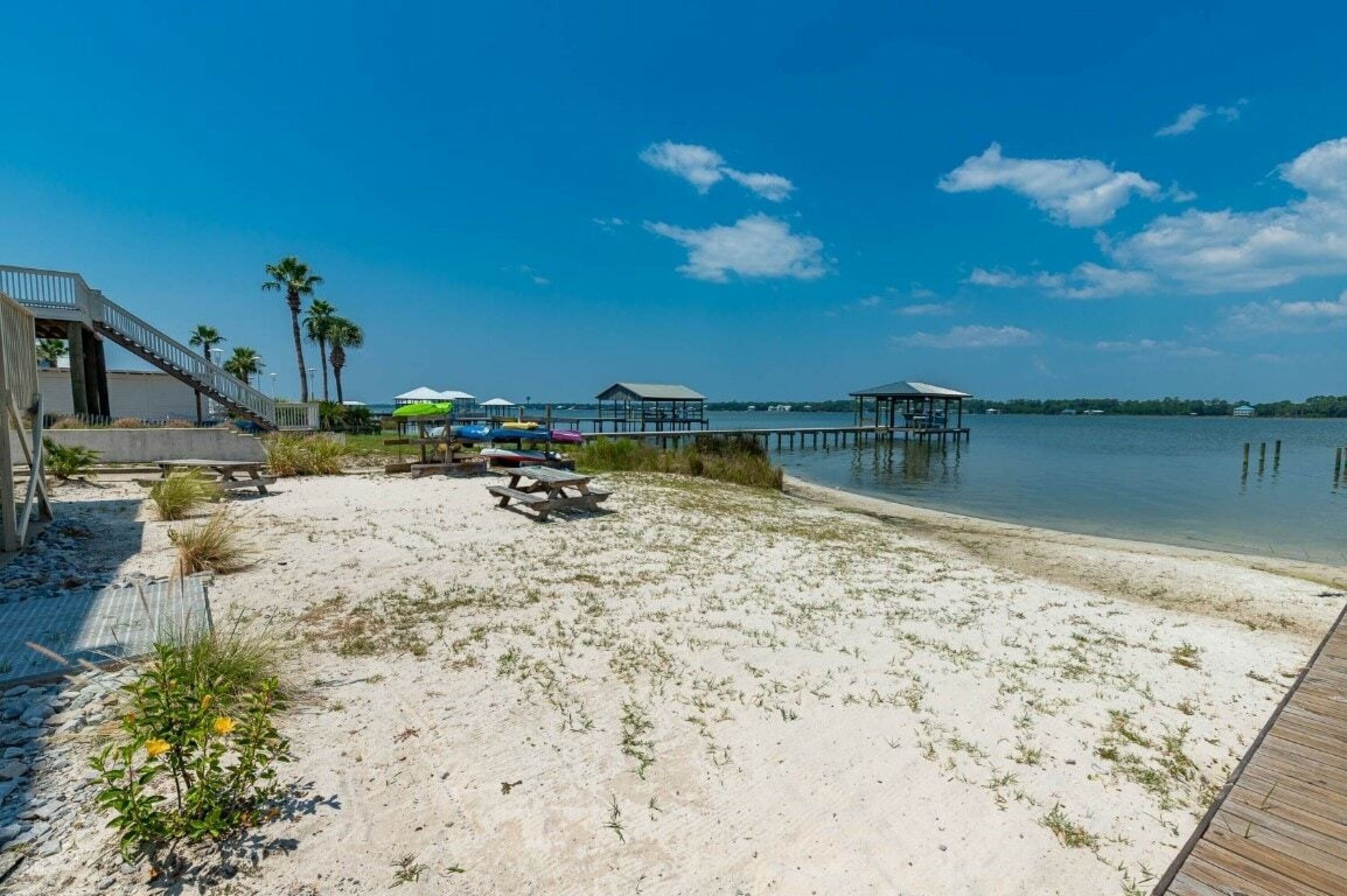 Signature Condo, 1 Bedroom, Balcony, Beach View | Beach | Private beach, sun loungers, kayaking, fishing