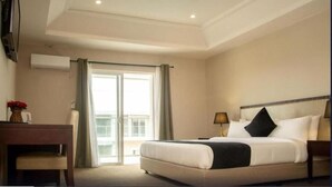 Room - Royal Ambassador Hotel (Harbel)