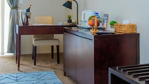 Room - Royal Ambassador Hotel (Harbel)