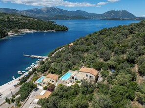Exterior - Luxury seafront plot villa, seaviews, p-pool, walk to beach- Villa Alex Meganisi (Meganisi)