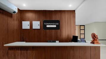 House | Reception