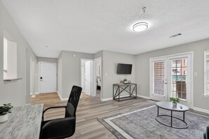 Interior - Where comfort meets convenience in Stockbridge (Stockbridge)