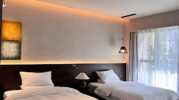 Kamar Twin Superior, Bebas Asap Rokok | Meja kerja, tirai kedap cahaya, setrika/meja setrika, dan Wi-Fi gratis