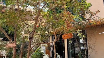 Bagian depan properti