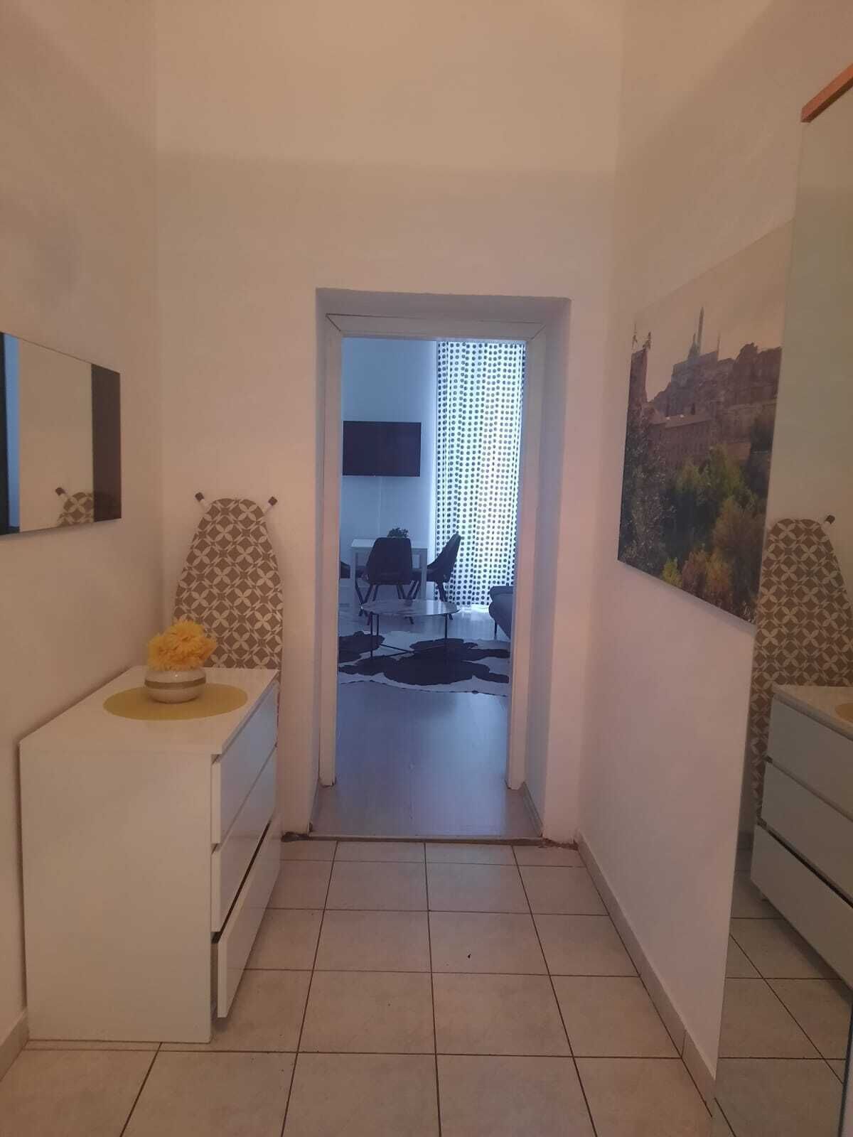 Basic Apartment | Private kitchen | Fridge, microwave, oven, stovetop