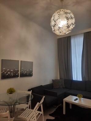 Iron/ironing board, free WiFi - Extended Stay 3 Budget Apartments (Vienna)