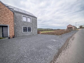 Villa | Exterior - Modern Apartment in Forrieres With Pool (Nassogne)