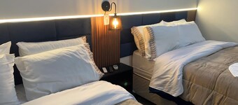 HG-102-Suite Inn