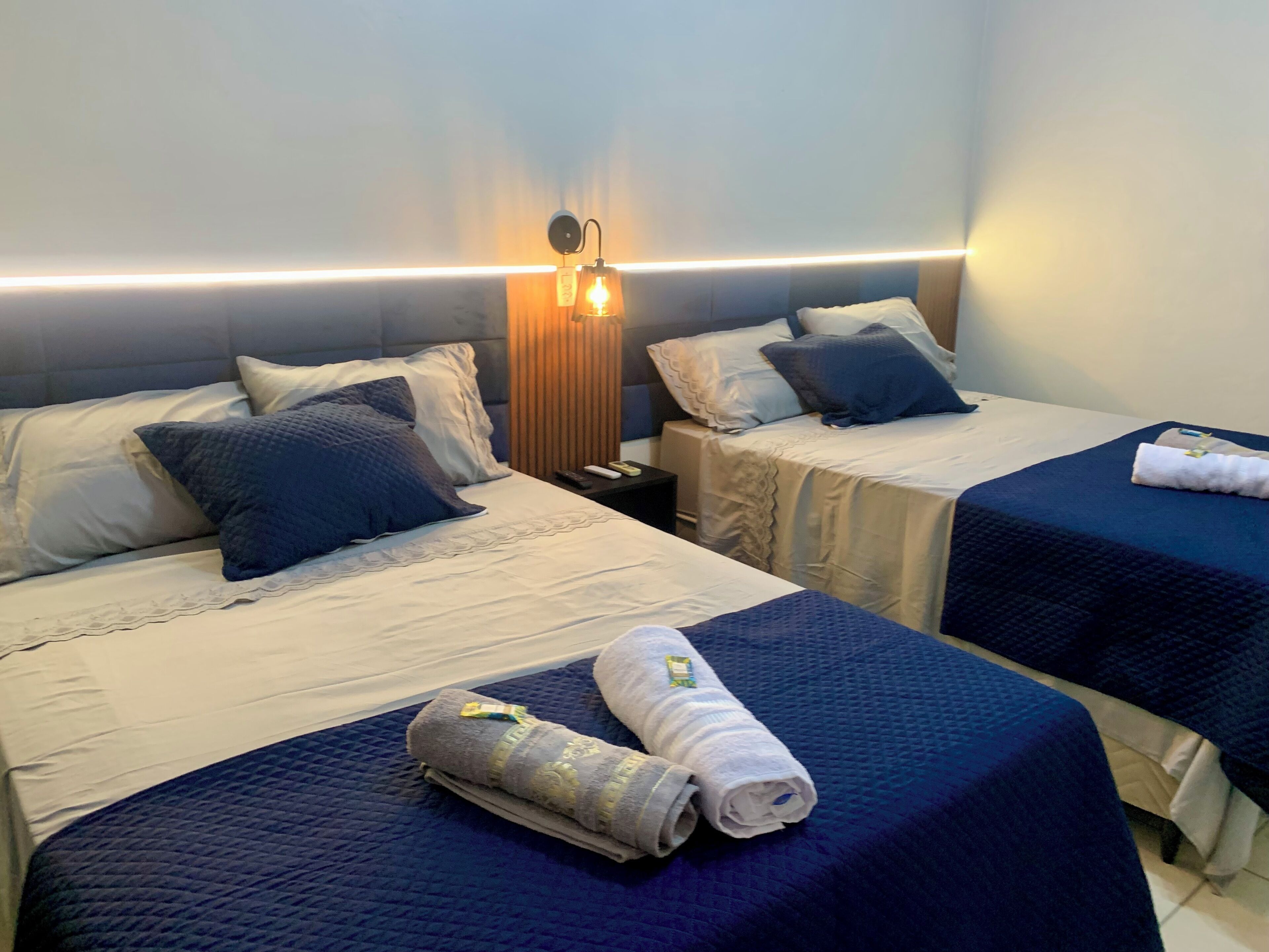 1 quarto, Wi-Fi de cortesia, roupa de cama