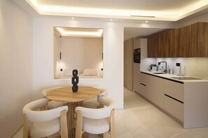 Apartment | Dining - A/C apt in the Heart of Cannes--croisette/beaches (Cannes)