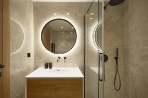 Appartamento | Bagno | Asciugacapelli, asciugamani, shampoo