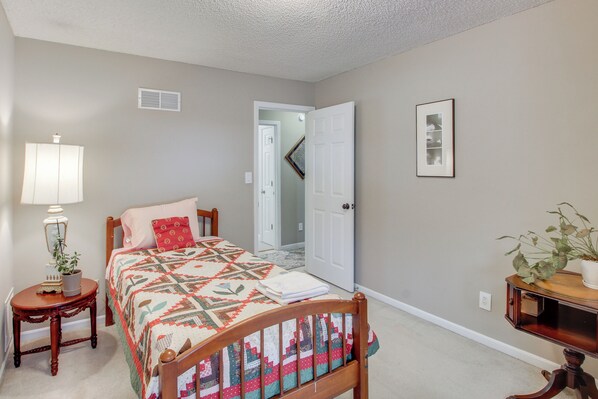 House (5 Bedrooms) | Interior - 2 Mi to KU Campus: Group Getaway w/ Patio & Garden (Lawrence)