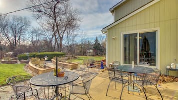 House (5 Bedrooms) | Front of property