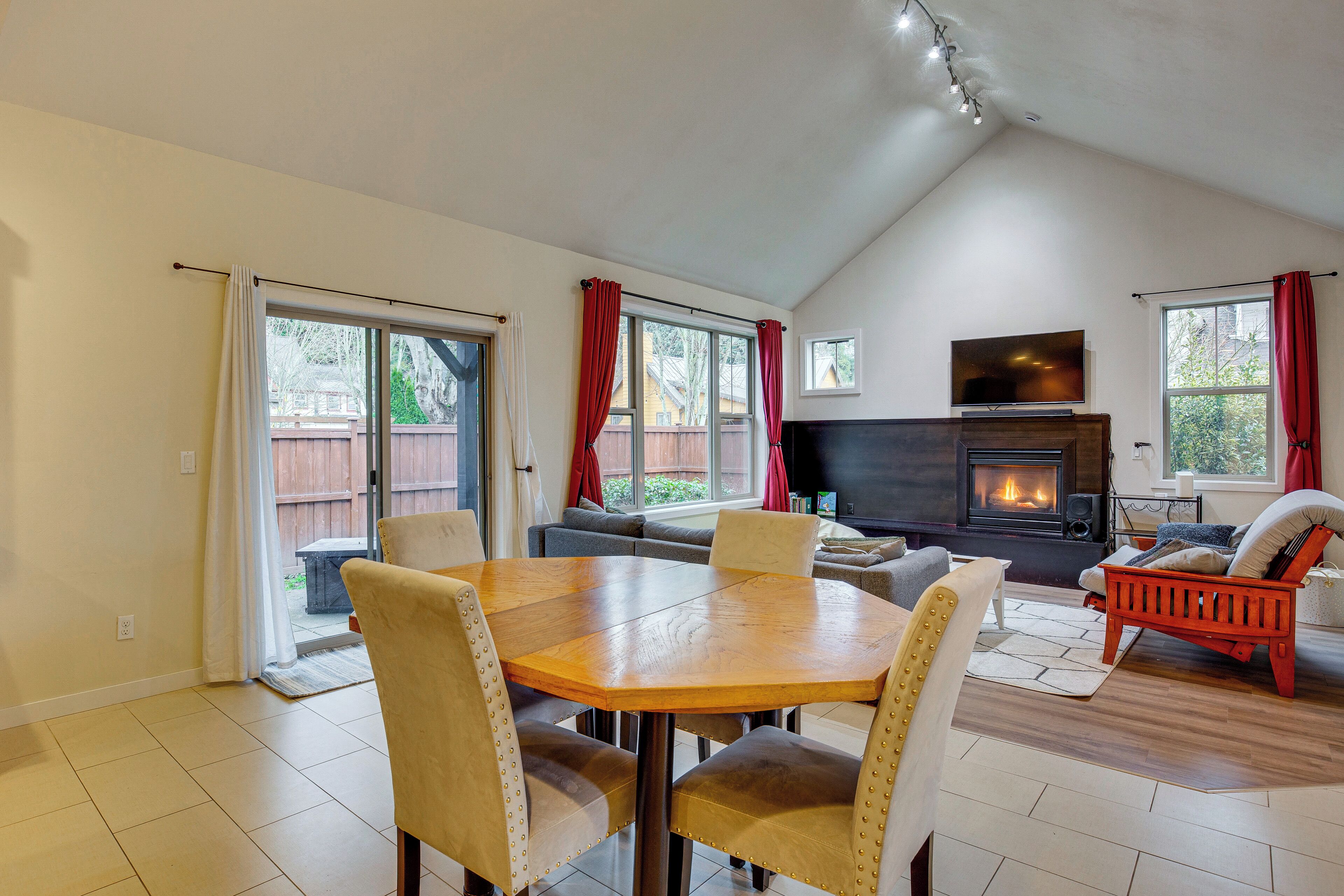 Rumah (3 Bedrooms) | Interior